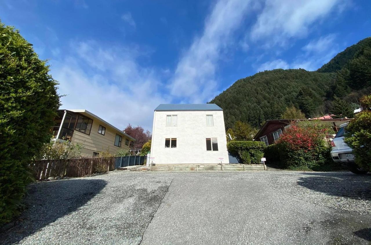 Hideaway Rima - In The Cbd Lägenhet Queenstown Exteriör bild
